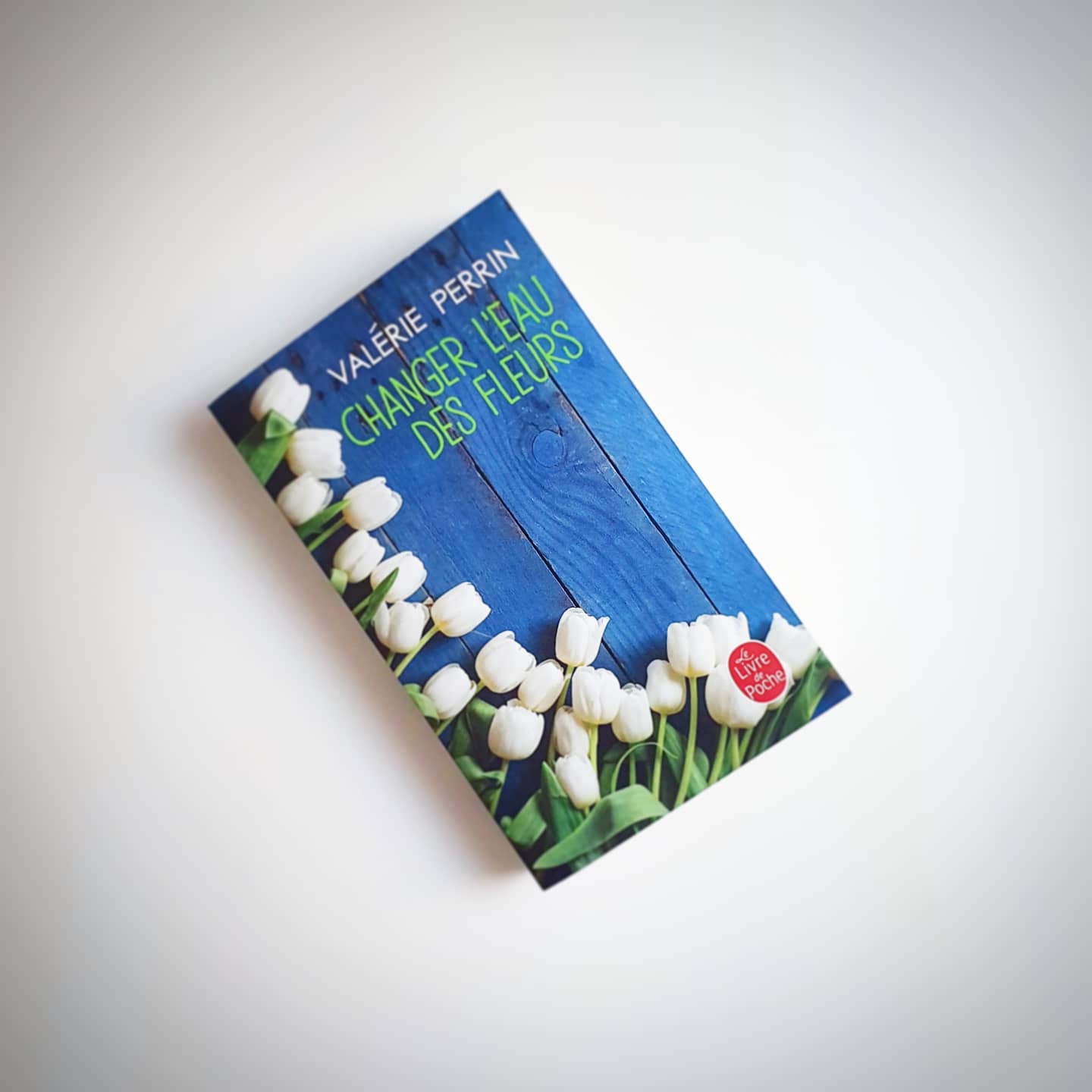 Changer l'eau des fleurs de Valérie Perrin - Lady Livre 🐻🎀⭐