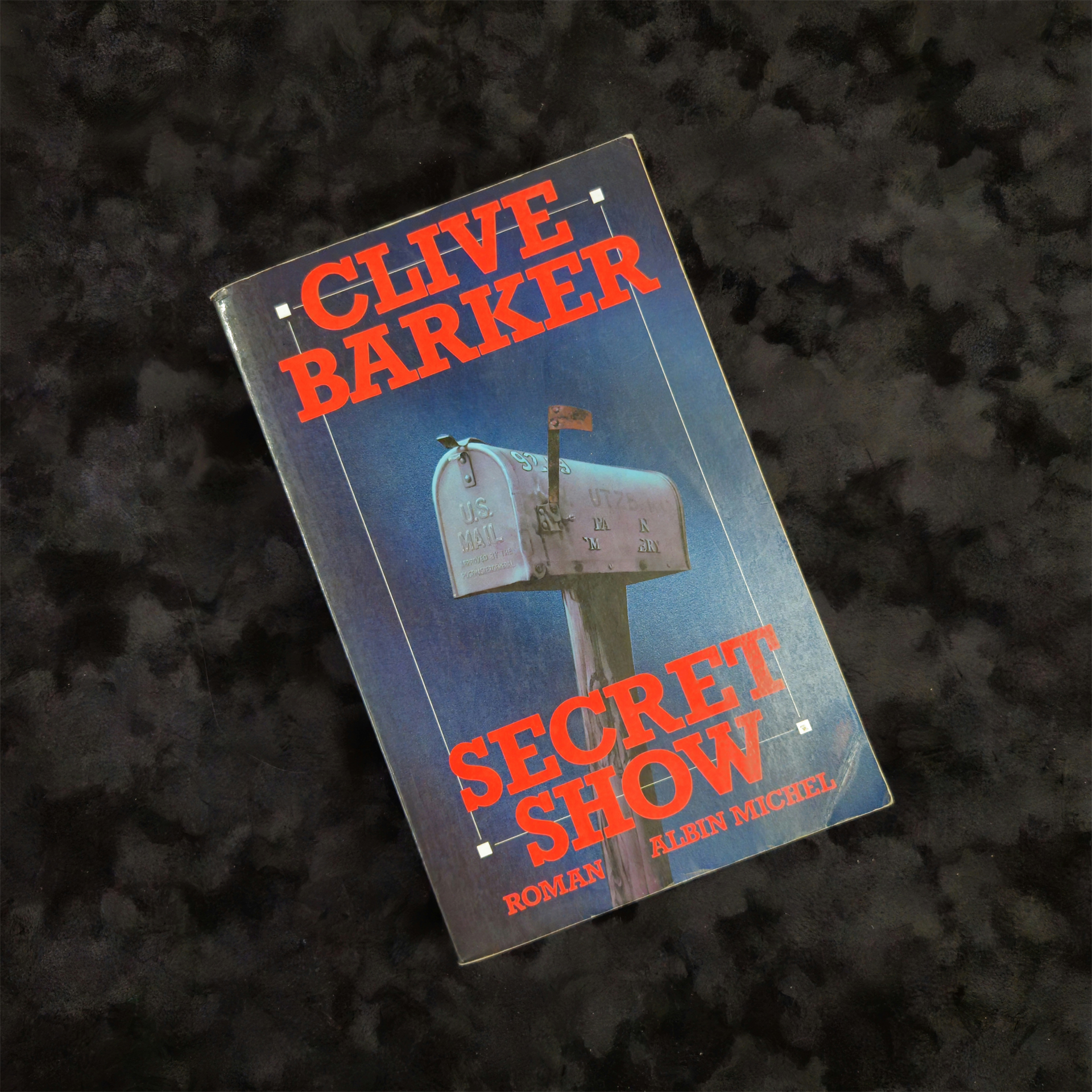 Secret Show - Clive Barker