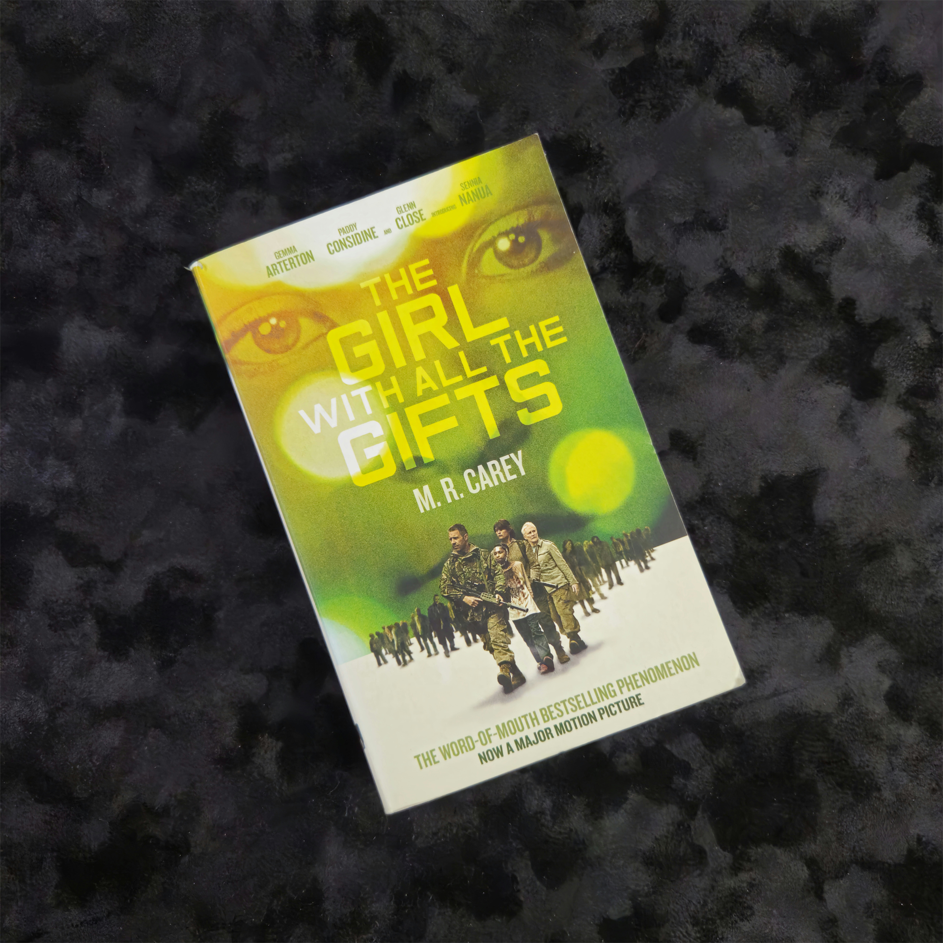 The girl with all the gifts - M. R. Carey